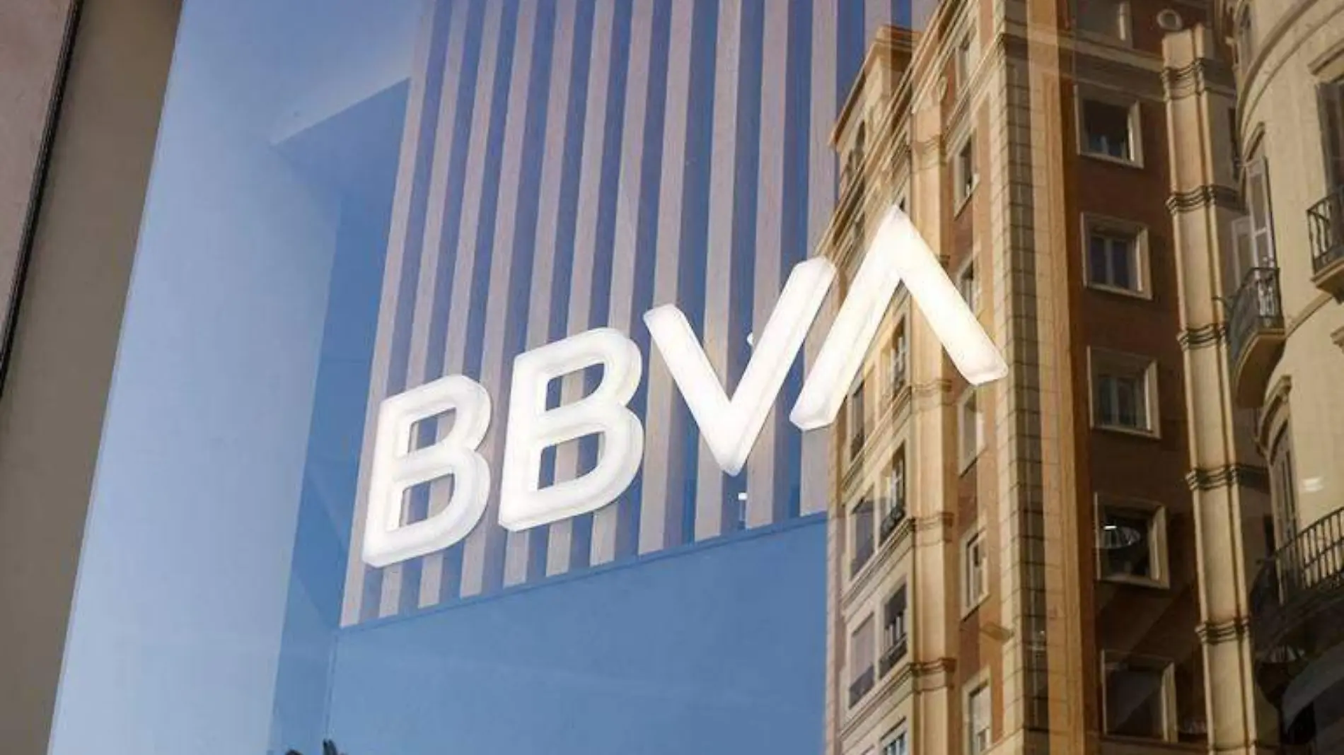 Recientemente algunos internautas se comenzaron a cuestionar sobre un cargo por 418 pesos por parte del banco BBVA